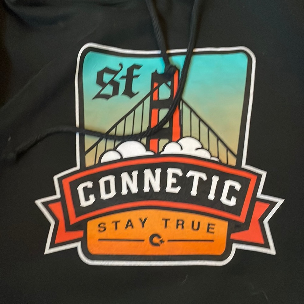 Connetic SF Black Hoodie size Large